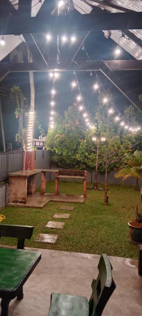 Weng Kong Homestay スリム・リバー 部屋 写真